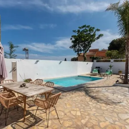 别墅 Pedregalejo Sea&city With Private Heated Pool *