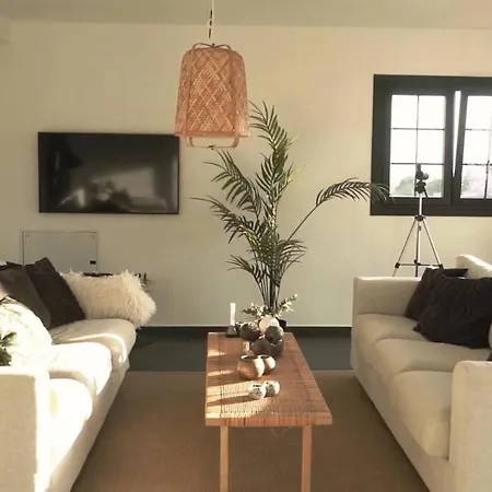 Villa Pedregalejo Sea&city With Private Heated Pool *